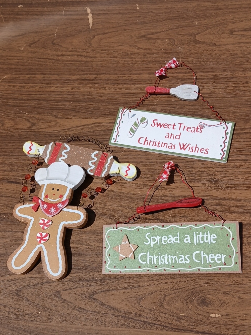 Red White Green Gingerbread & Christmas Signs Holiday Wall Decor